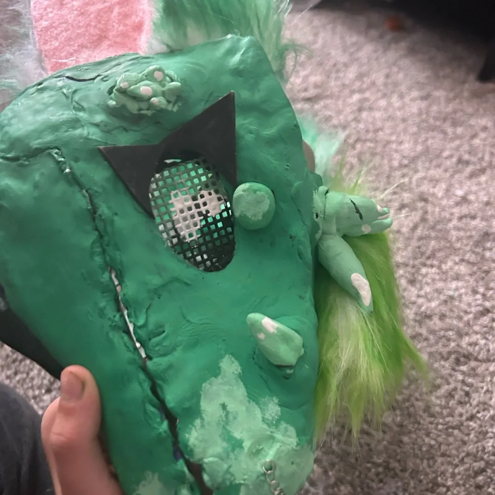 Dino mask!